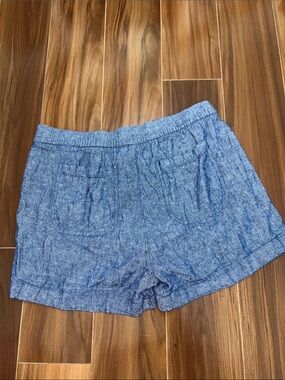 Small Old Navy High-Rise linen blend shorts